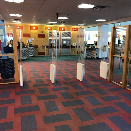 Middle Country Public Library