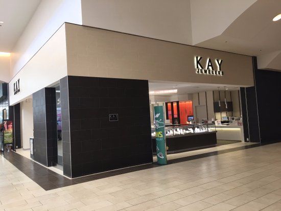 Los Cerritos Center