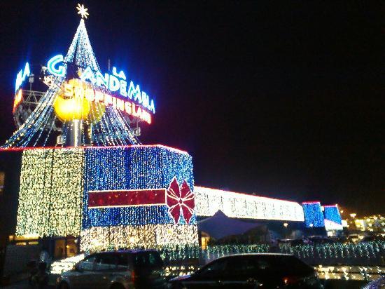 La GrandeMela Shoppingland
