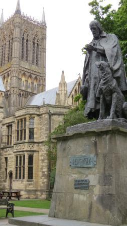 Tennyson Memorial Statue