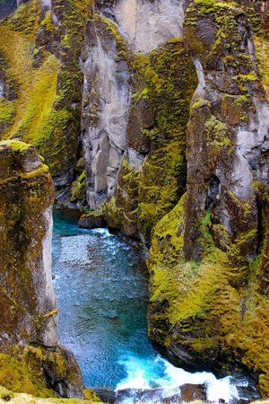 Fjadrargljufur Canyon