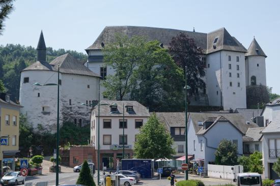 Musee The Family of Man