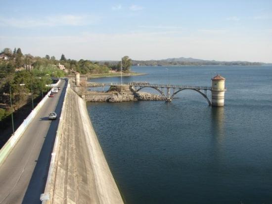 Lago Piedras Moras