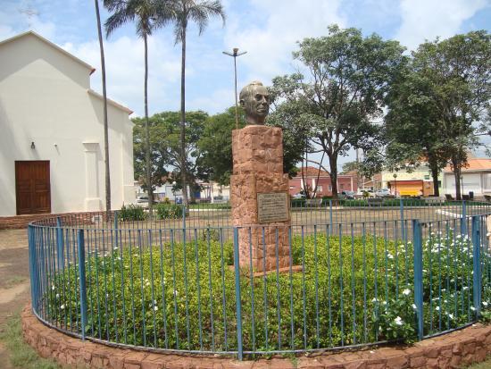 Busto de Candido Portinari