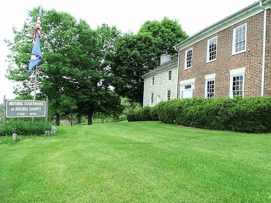 The Old Courthouse and Dickenson