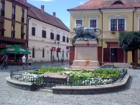 Zrínyi-emlékmű