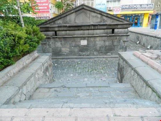 Roma Mezarları