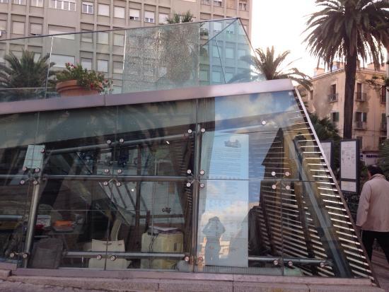 Castello Aragonese. Il Barbacane