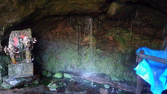 Mt.Taratara Hakuryu Waterfalls