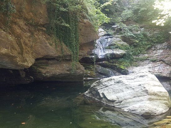 Kalyopso Waterfall
