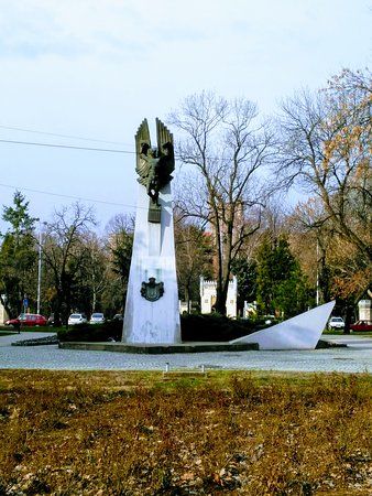 Monument to 90 Years of Aviation in Nis