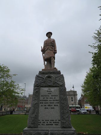 Inverurie War Memorial And Gardens