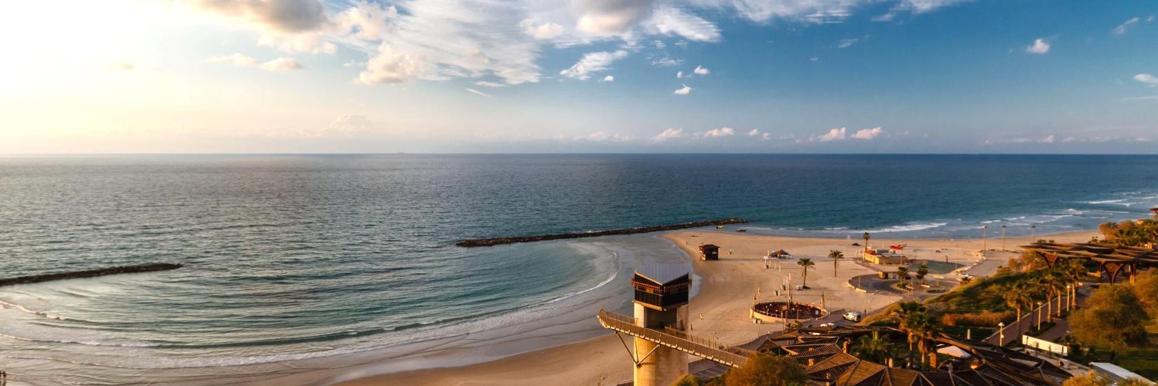 Netanya beach elevator