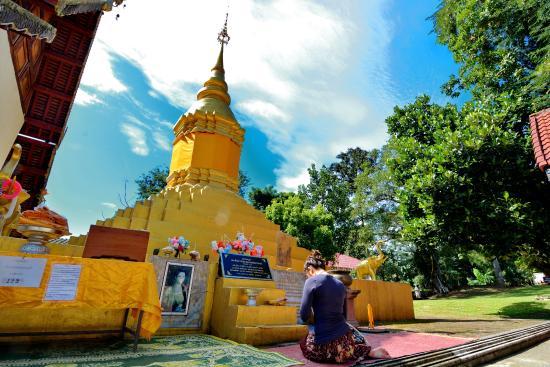 Wat Nam Hu