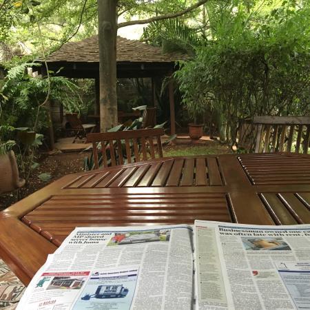 Bonds Garden Restaurant