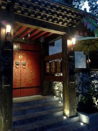 Xi MaLa Ya ZangZu CanBa