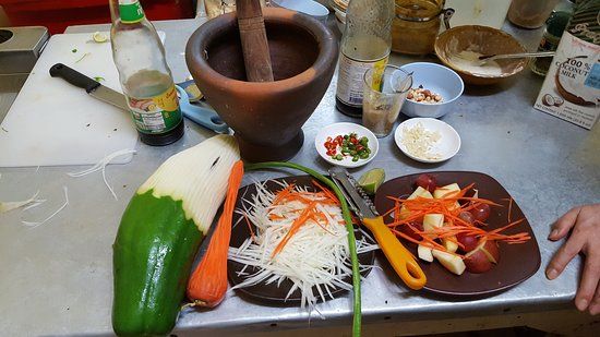 Morning Glory Thai Vegetarian Restaurant & Cooking Classes