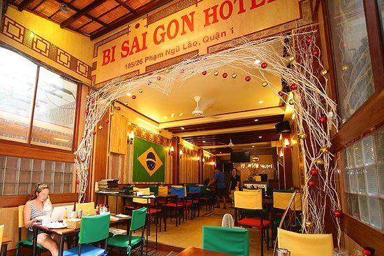 La Table de Saigon