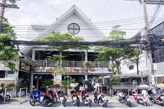Mama Restaurant