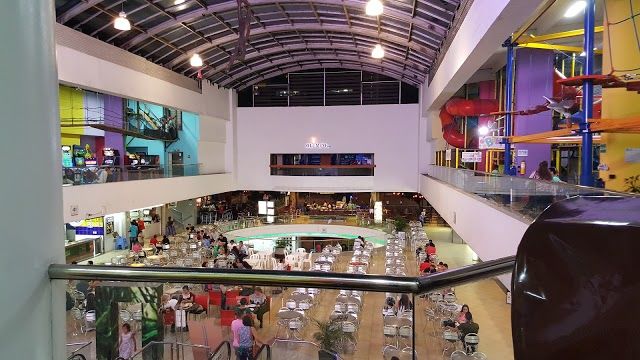 Bolivar Plaza Shopping Mall