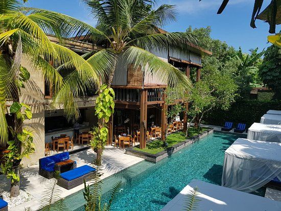 Rush Bamboo Restaurant and Bar