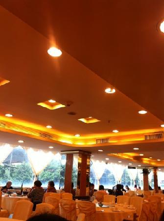 MeiHua Seafood Restaurant