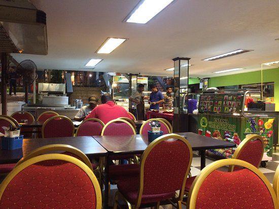 Estana Curry House