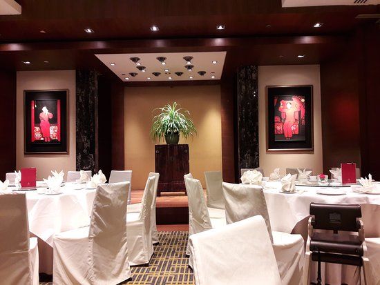 Tien Court Restaurant