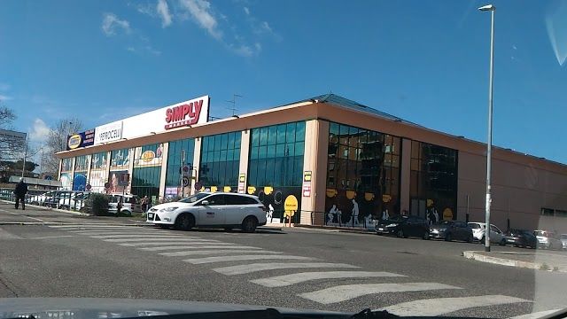 Centro Commerciale Petrocelli