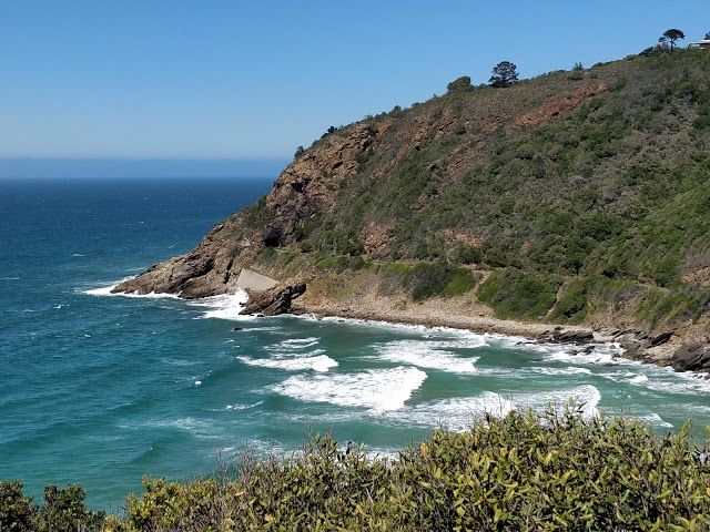 Parking for Dolphin Point