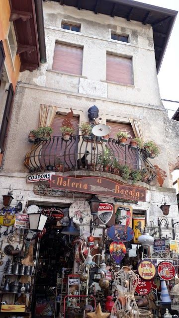 Souvenirs Ariella