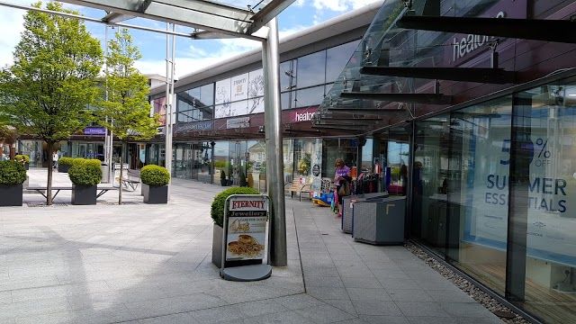 Meridian Point Mall