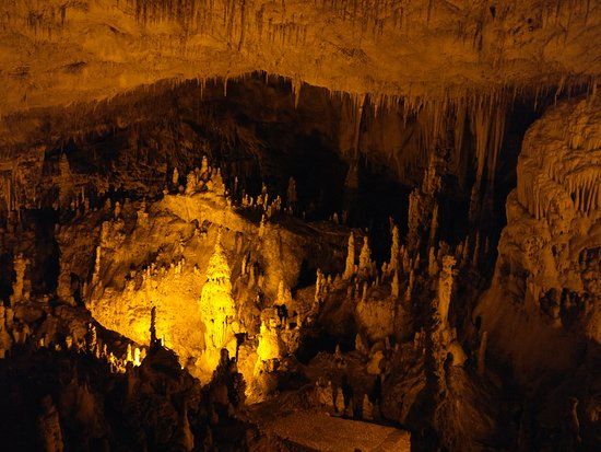Grotte de Pérama