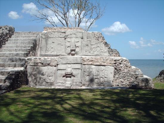 Cerros Archaeological Reserve