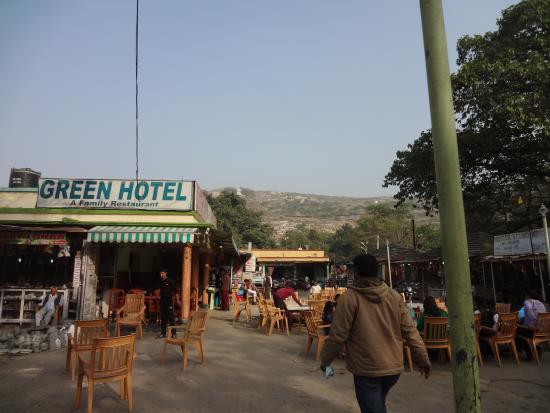 Green Hotel