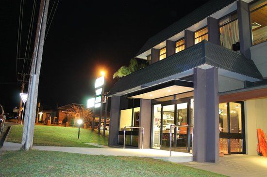 Southern Stones Bar & Rock Grill