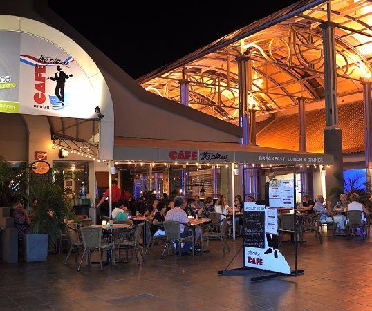 Café the Plaza