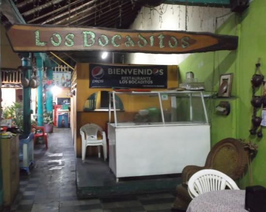 Los Bocaditos