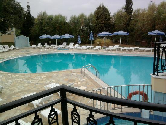 Palmyra Cocktail Rooftop Restaurant