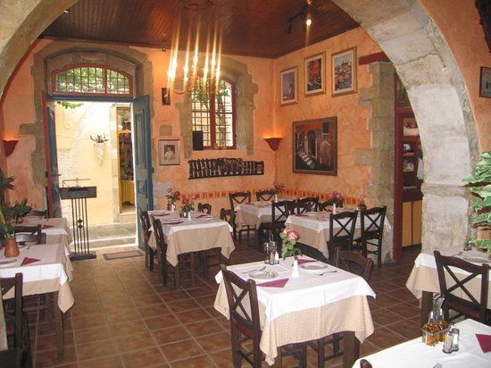 Larenzo Taverna
