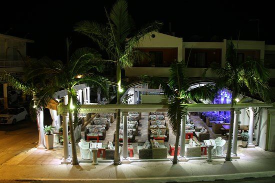 Akropolis Pub