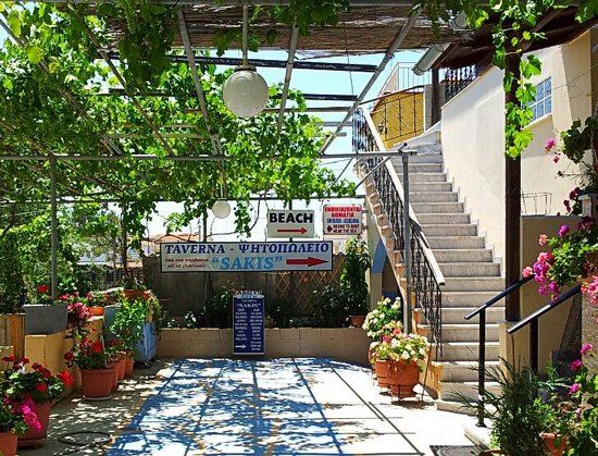 Sakis Seafood Grill