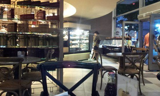 Elizinn Patisserie Restaurant