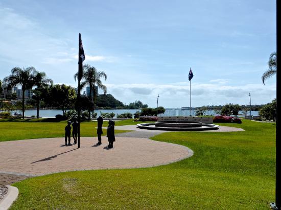 Chris Cunningham Park