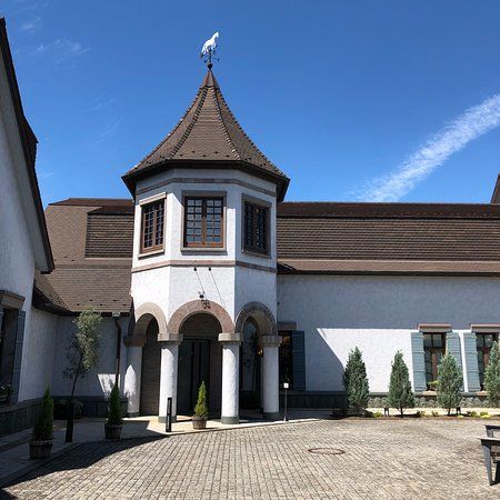 Higashiyama Kaii Memorial Hall