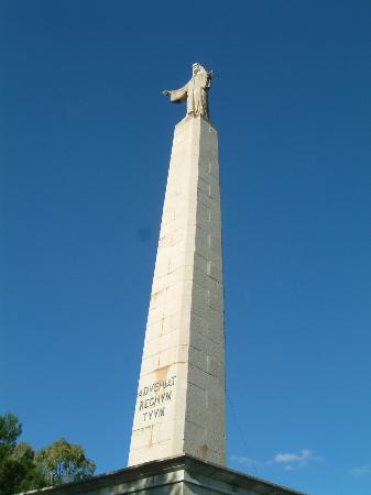 Estatua del Sagrado Corazon de Jesus