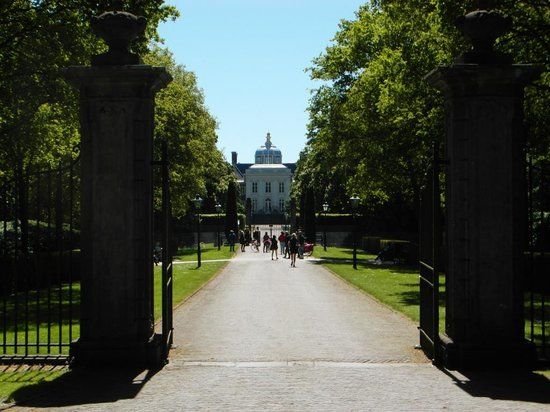 Palace Huis ten Bosch