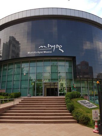 Museum en Centrum voor Plastiekkunst Mustafa Ayaz