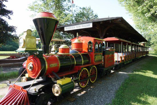 Riverview Park and Zoo