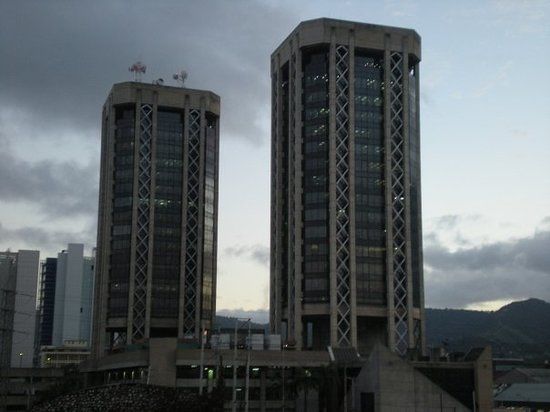 Brian Lara Promenade